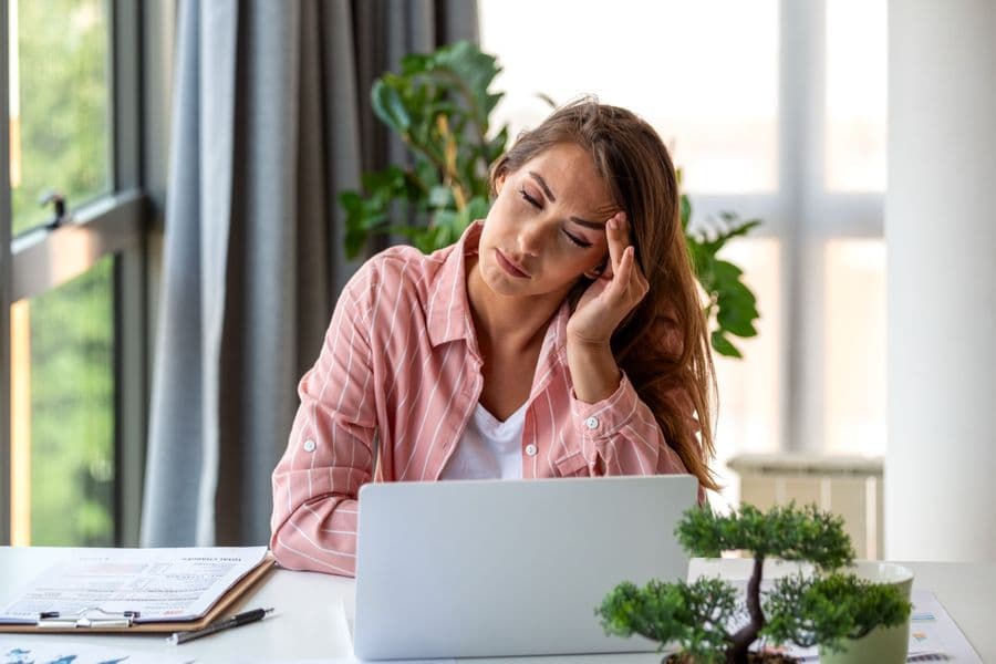 Burnout - symptoms, causes, and the path to recovery