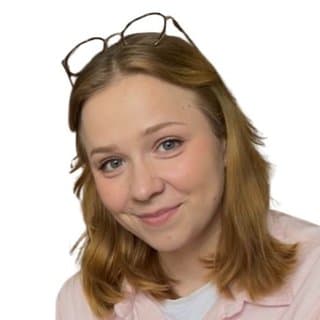 mgr Julia Augustyniak